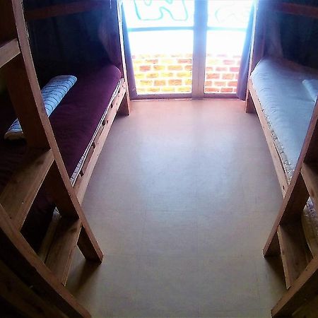 Guesthouse Nandeyanen - Hostel Okinawa Екстер'єр фото